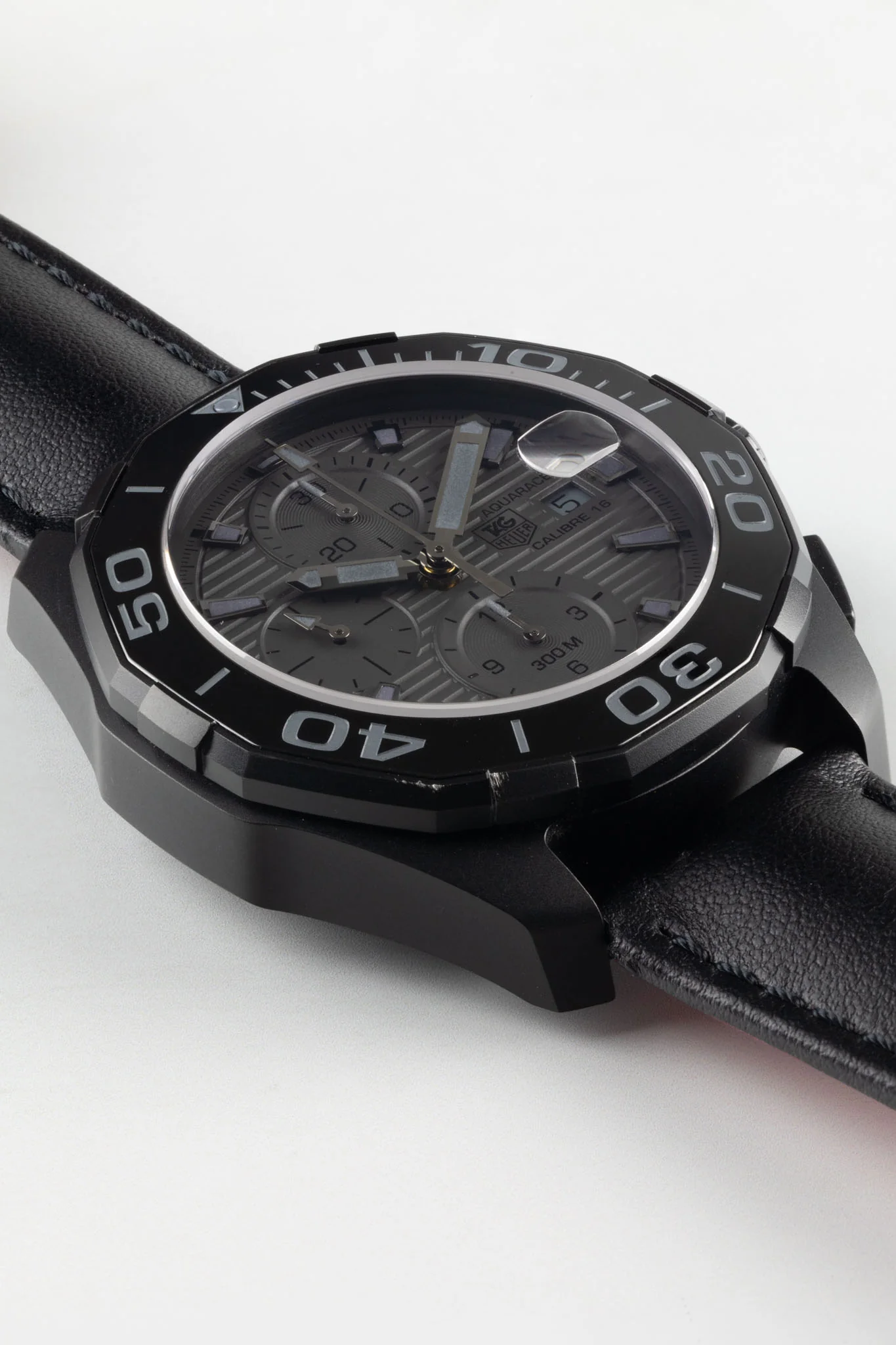 TAG HEUER Aquaracer 300m - Black Phantom 43mm- Titanium - Image 3