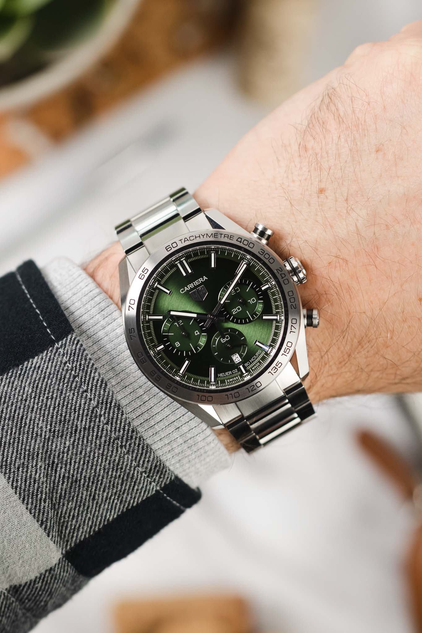 TAG HEUER CBN2A10.BA0643 Carrera Calibre Heuer 02 44mm Automatic Chronograph – Green Dial - Image 2