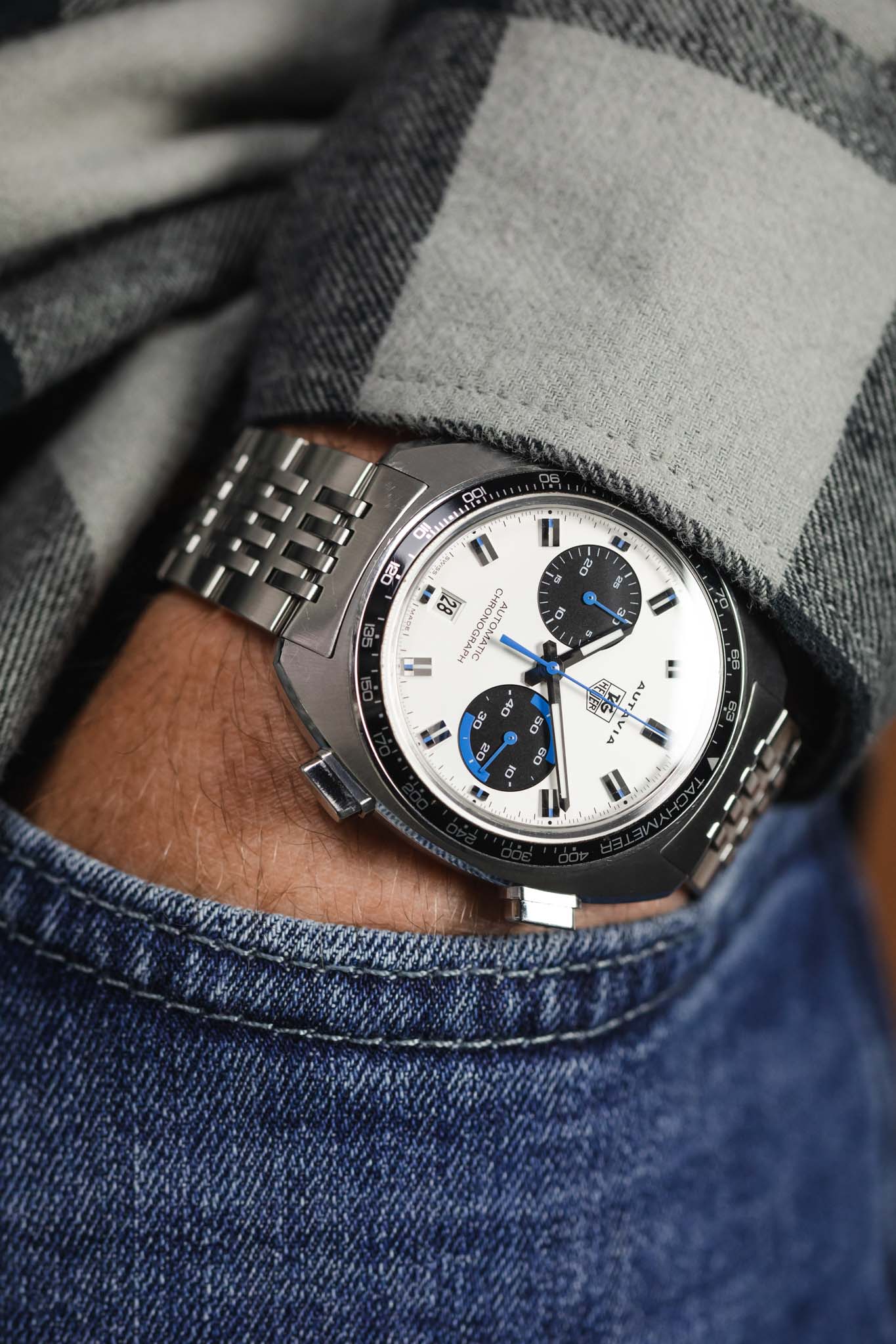 TAG HEUER CY2110.BA0775 Autavia 'Siffert' Re-Issue 42.5mm Automatic Chronograph – White Dial - Image 6