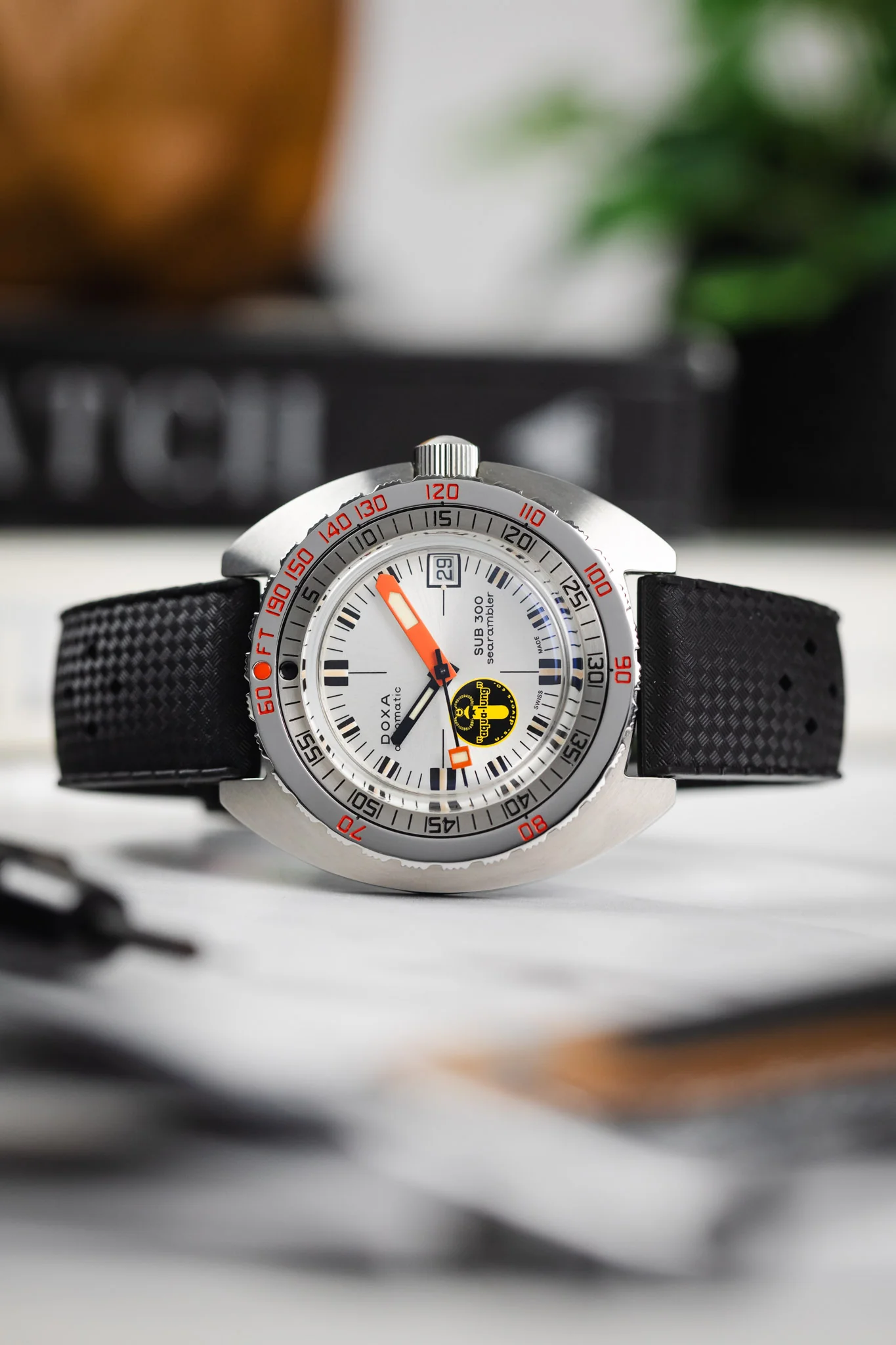 TROPIC® Dive Watch Strap in BLACK - Image 4