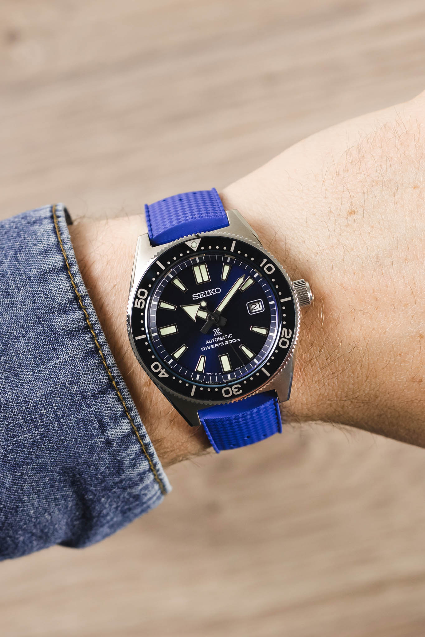 TROPIC® Dive Watch Strap in ROYAL BLUE - Image 2