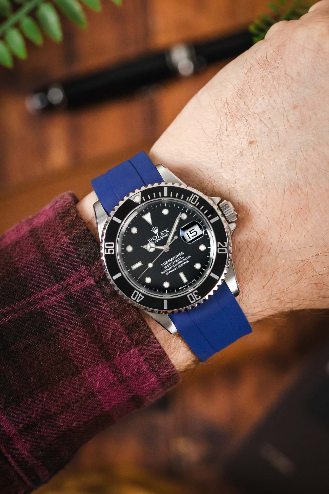 VANGUARD Curved-End Integrated Rubber Watch Strap for Rolex in BLUE - Image 2