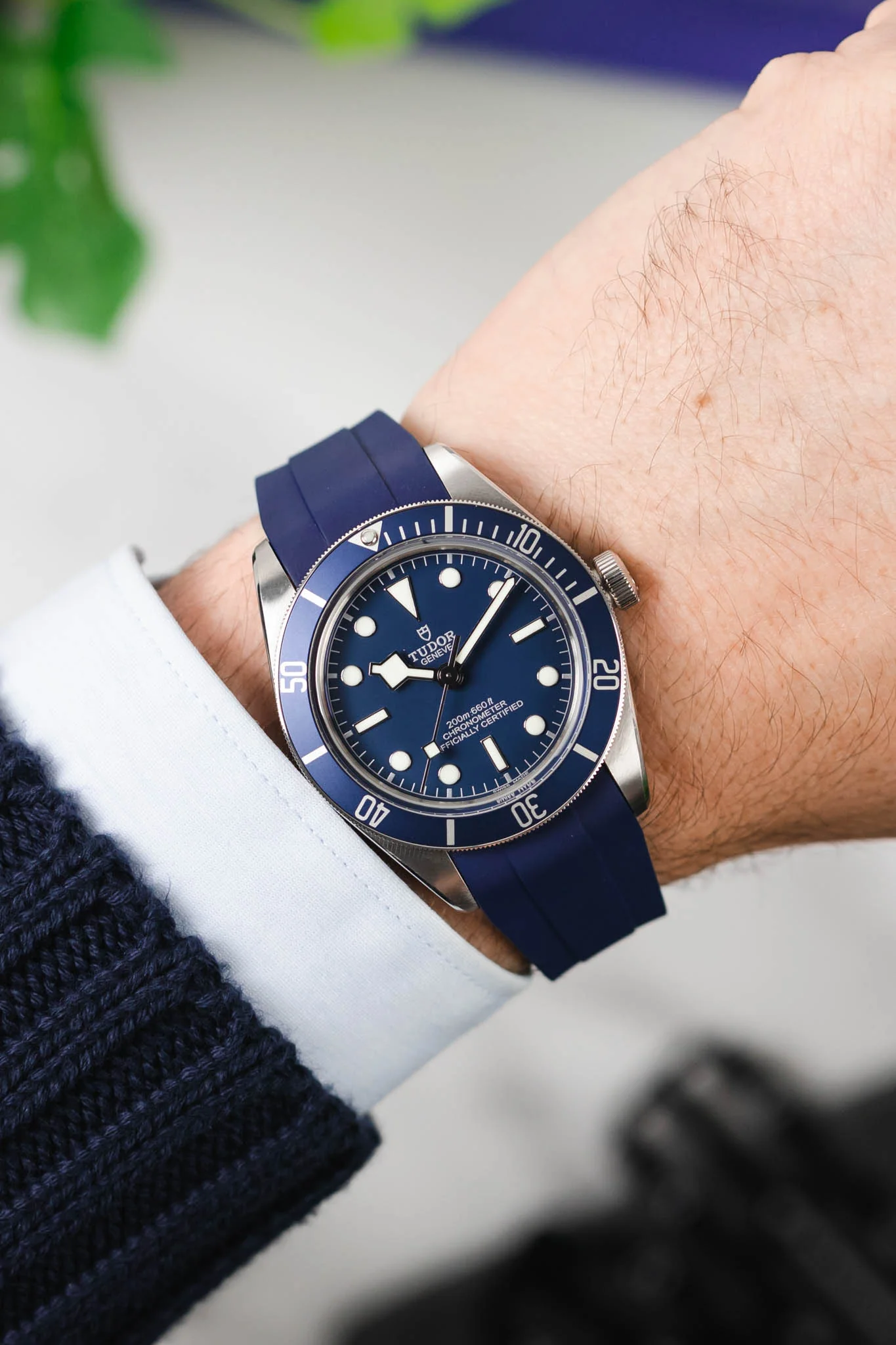 VANGUARD Integrated Rubber Watch Strap for Tudor Black Bay 58 in BLUE - Image 2
