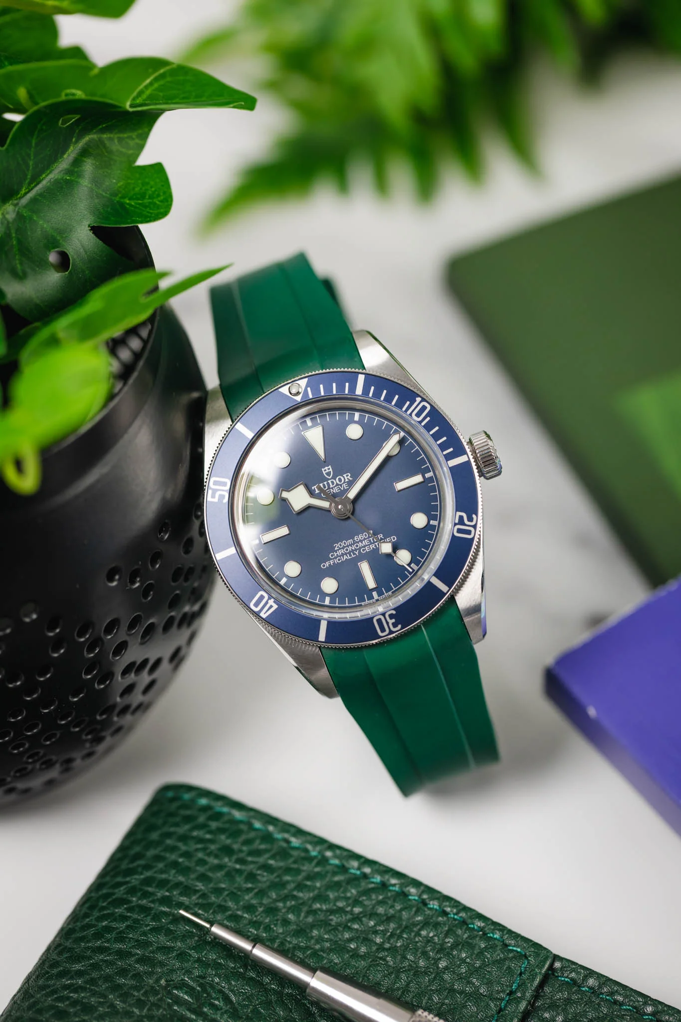 VANGUARD Integrated Rubber Watch Strap for Tudor Black Bay 58 in GREEN - Image 4