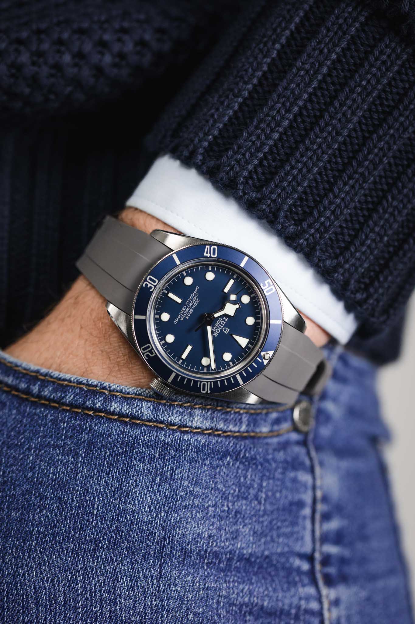 VANGUARD Integrated Rubber Watch Strap for Tudor Black Bay 58 in GREY - Image 6