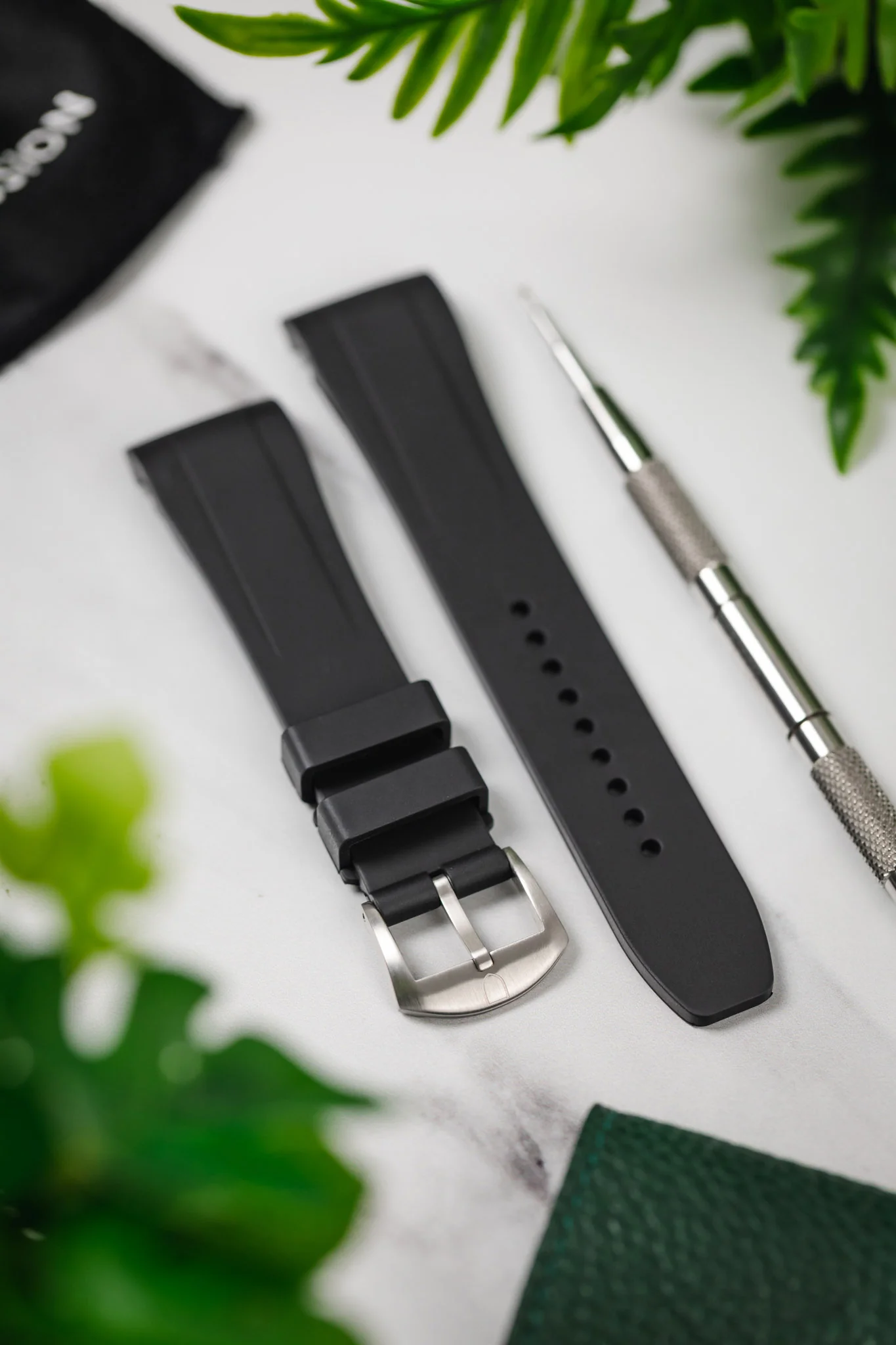 VANGUARD Rubber Watch Strap for Tudor Heritage Chrono in BLACK - Image 4