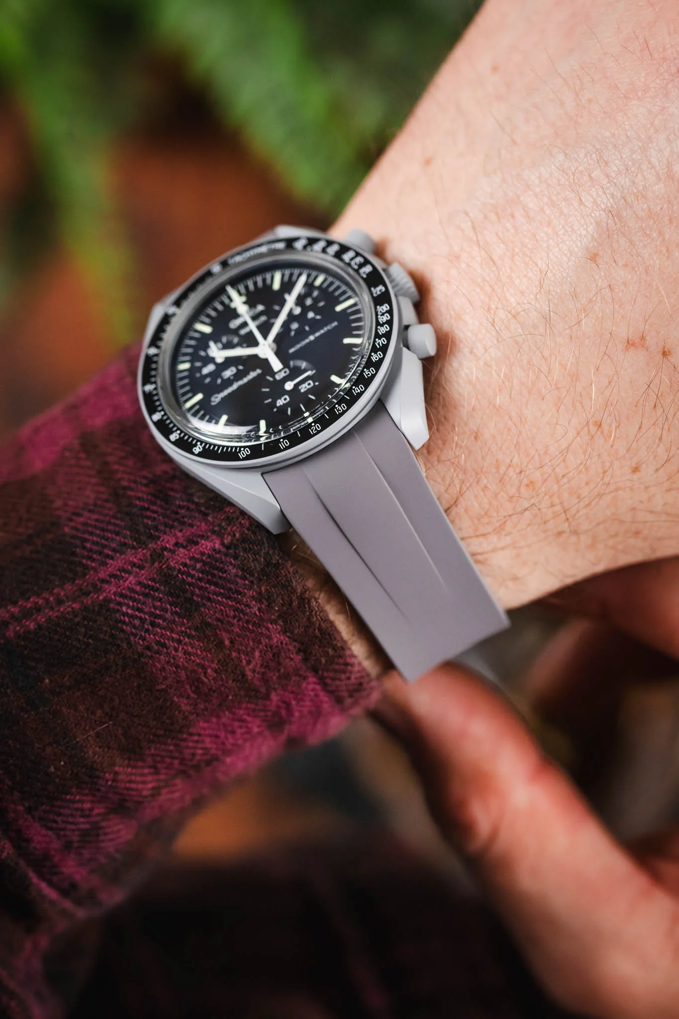 VANGUARD Integrated Rubber Watch Strap for Omega Speedmaster/ Moonswatch in GREY - Image 6