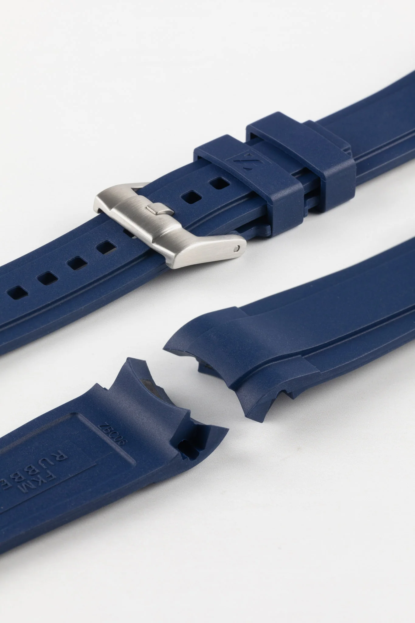 ZEALANDE ZBC06 Rubber Watch Strap for Omega Seamaster Aqua Terra in BLUE - Image 6