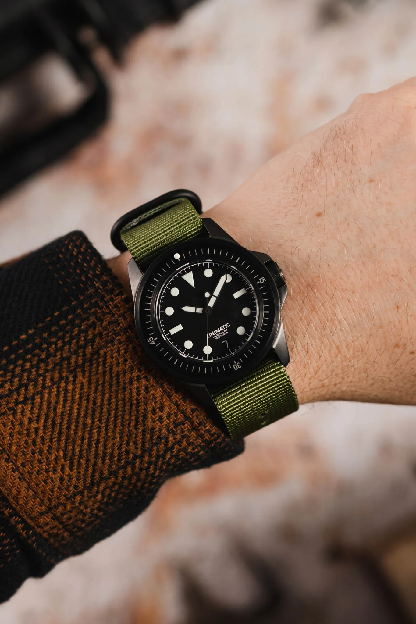 ZULU Nylon Watch Strap with 3 PVD Rings in ARMY GREEN - Image 2