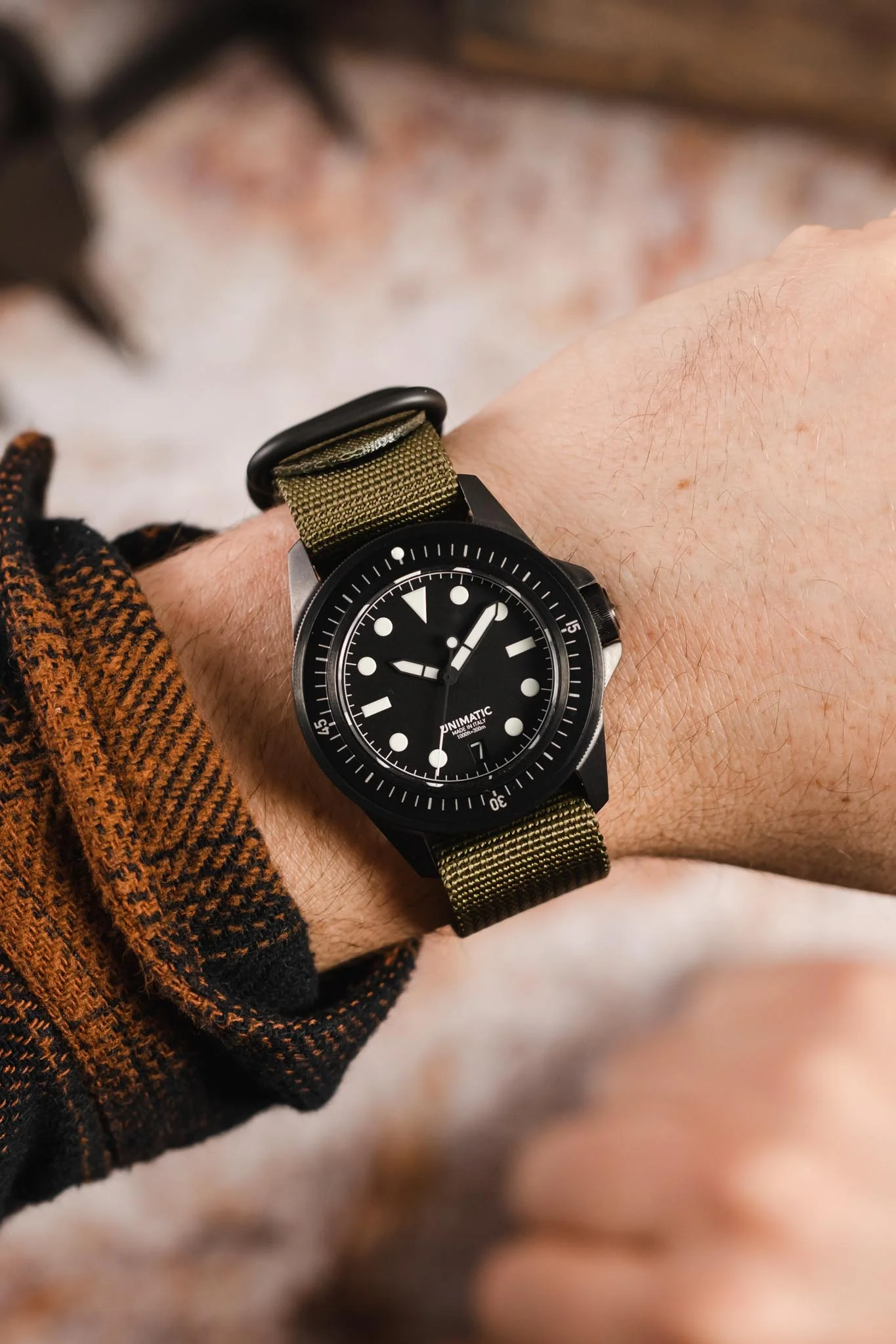 ZULU Nylon Watch Strap with 3 PVD Rings in OLIVE GREEN - Image 2